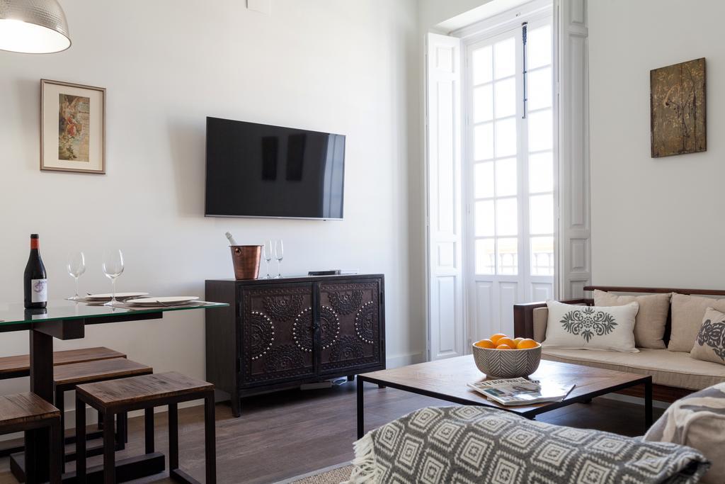 Stunning Boutique - Space Maison Apartments Seville Exterior photo